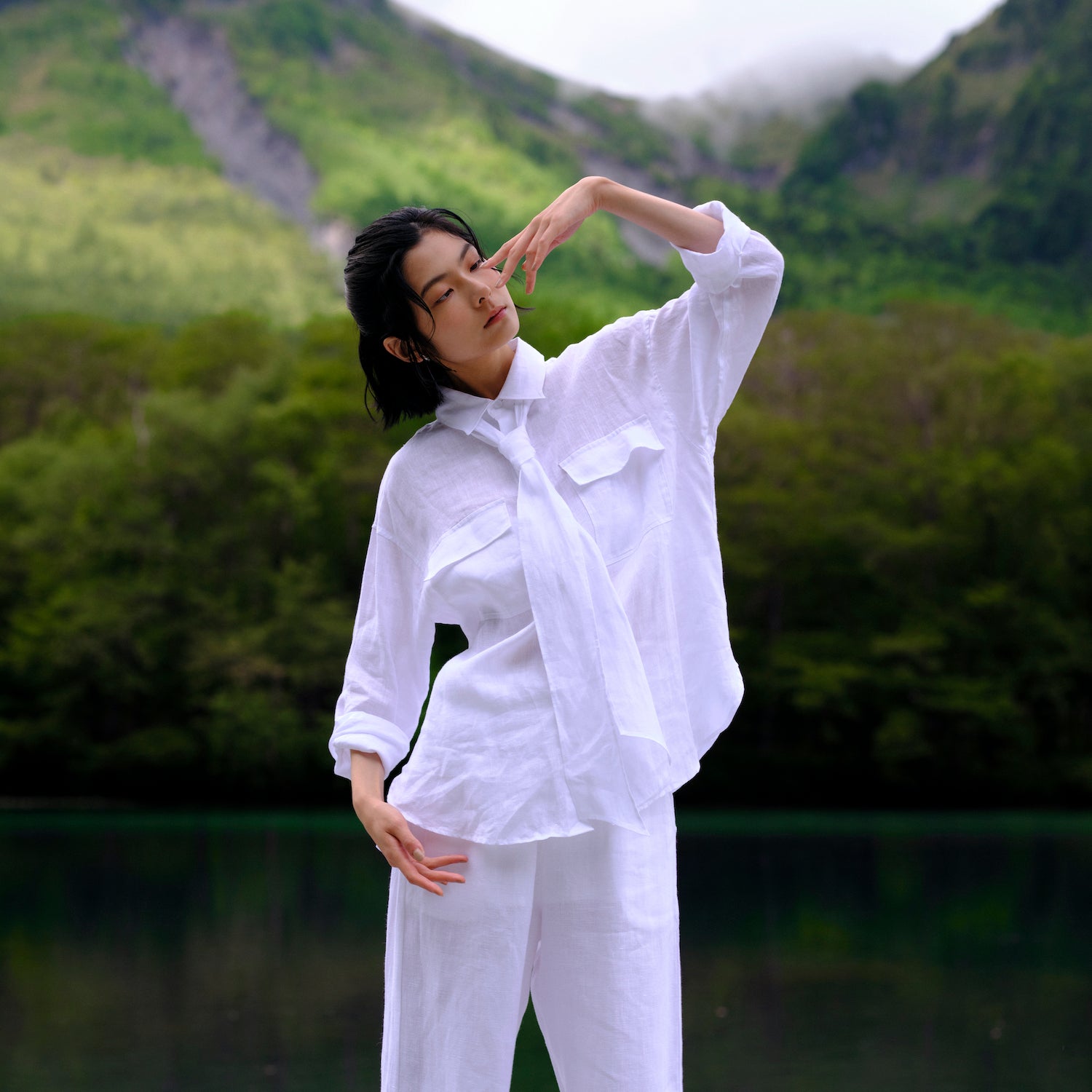 ブラウス<エレン>