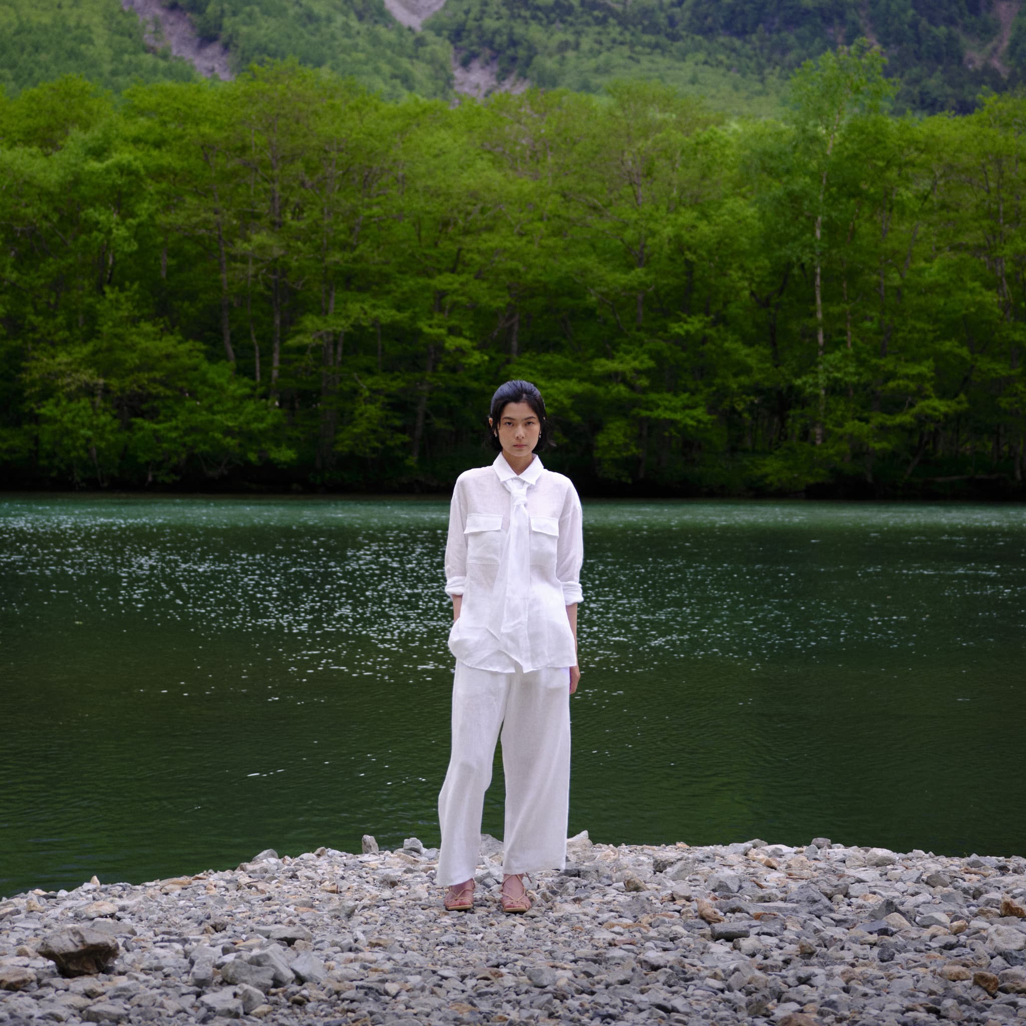 ブラウス<エレン>+パンツ<アニー> 上下セット